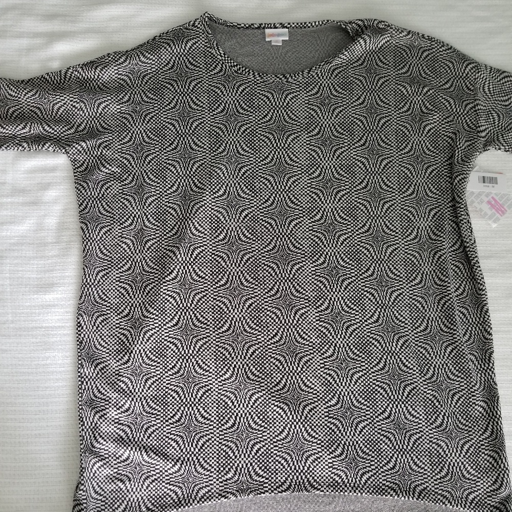 Lularoe Irma Black Gray Print Med NWT